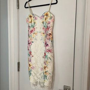 Lipsy US size 10, white with lace & florals